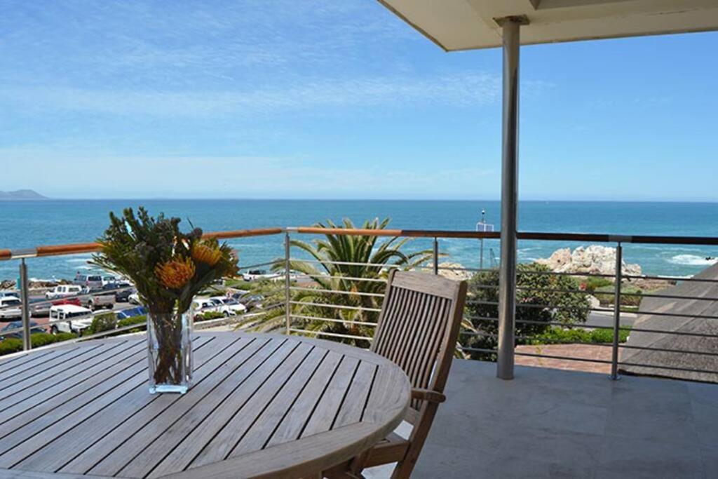 Hermanus Seaview Apartment المظهر الخارجي الصورة